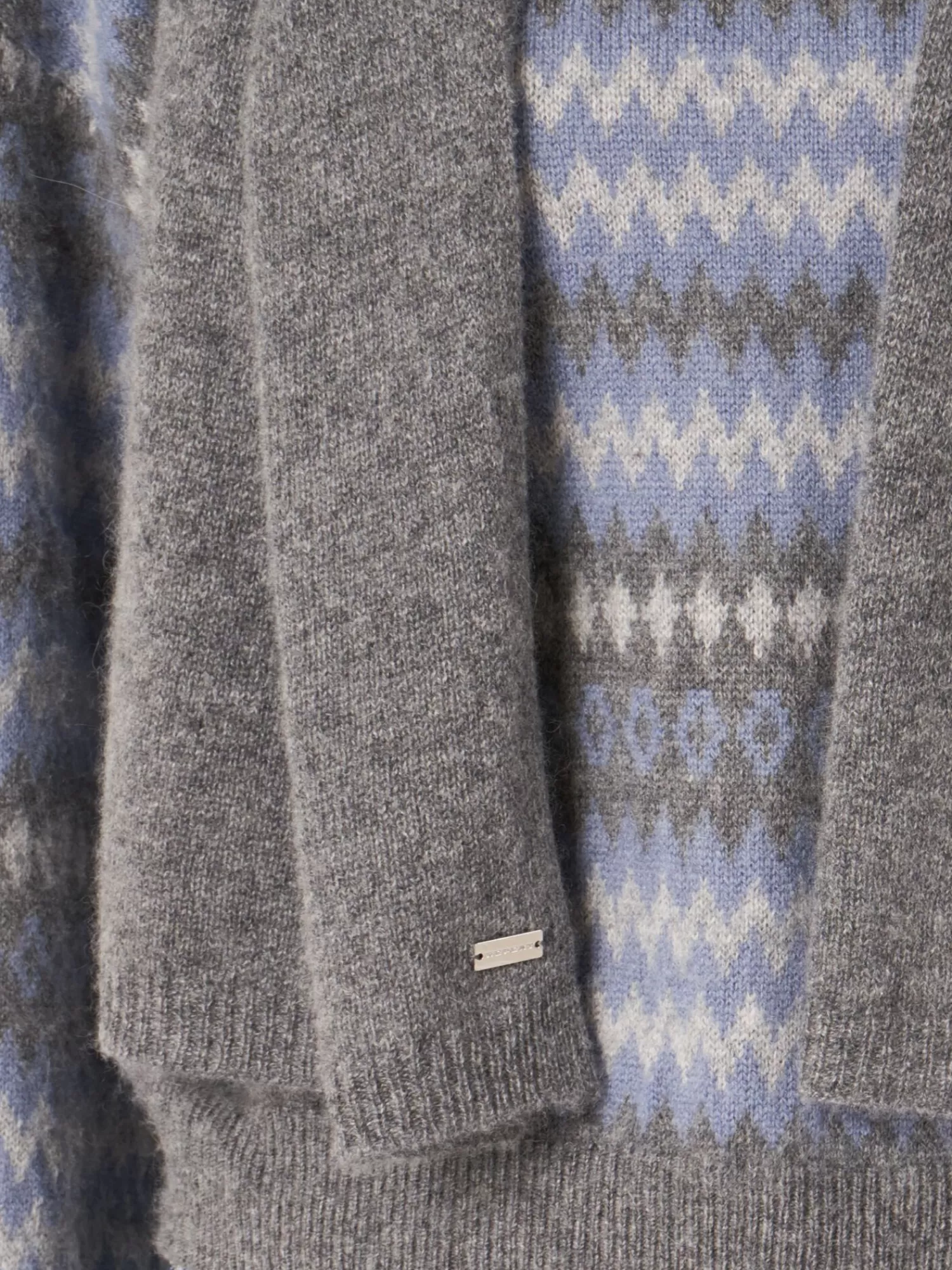 Écharpe Élégante en Cachemire Biologique - Tricoté Main pour Femme - Accessoire Hiver Doux et Léger
