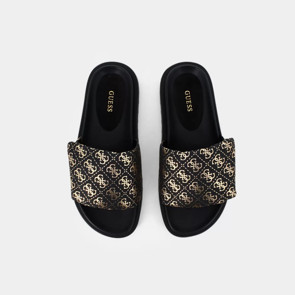 Sandales GUESS en cuir noir verni - Modèle automne avec détails métallisés argentés | Promotion exclusive sur la collection élégante