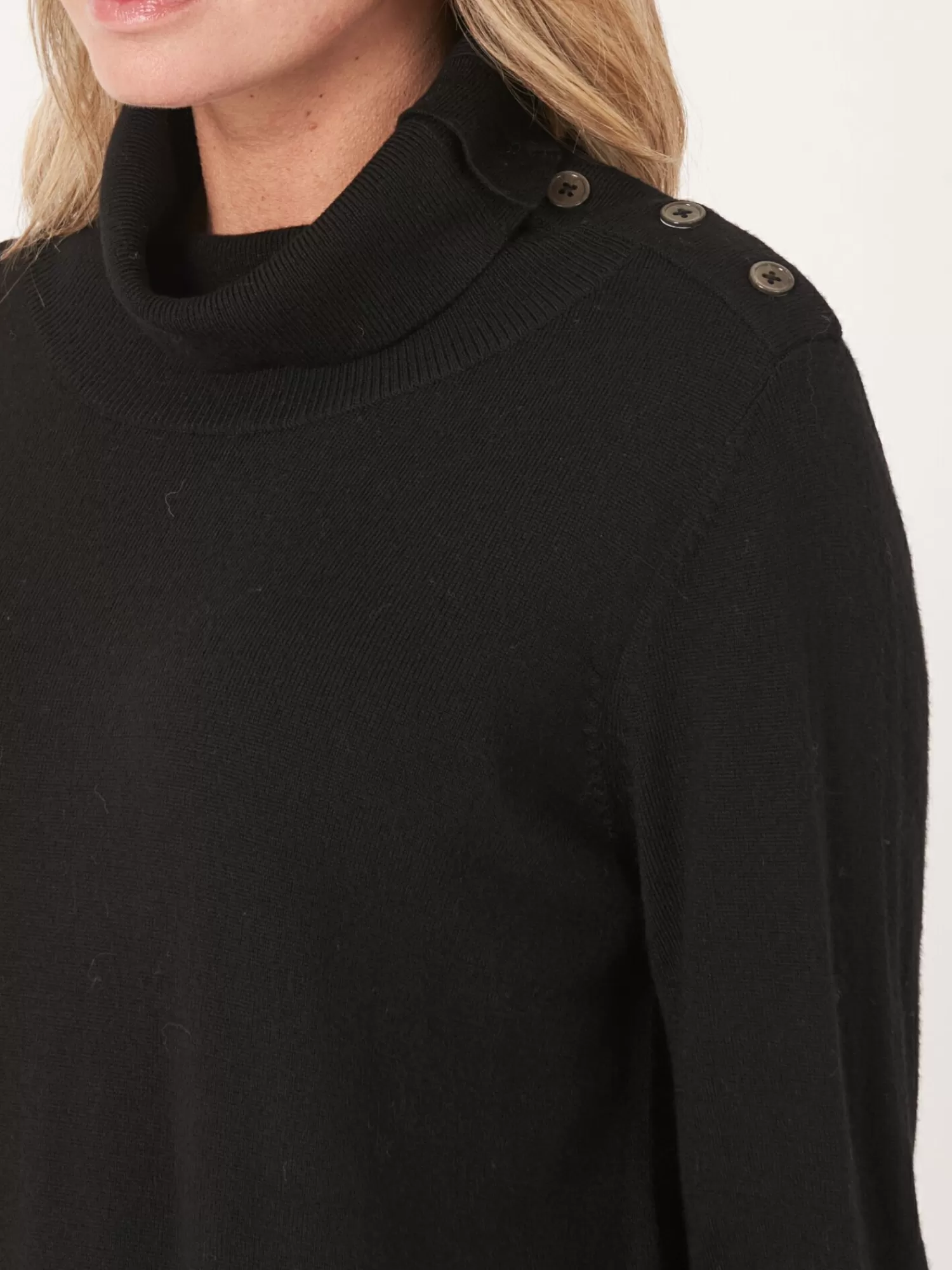 Robe tricotée féminine élégante - Col montant noué & fente latérale chic | Promotion éclair sur les tenues d'automne  

(：