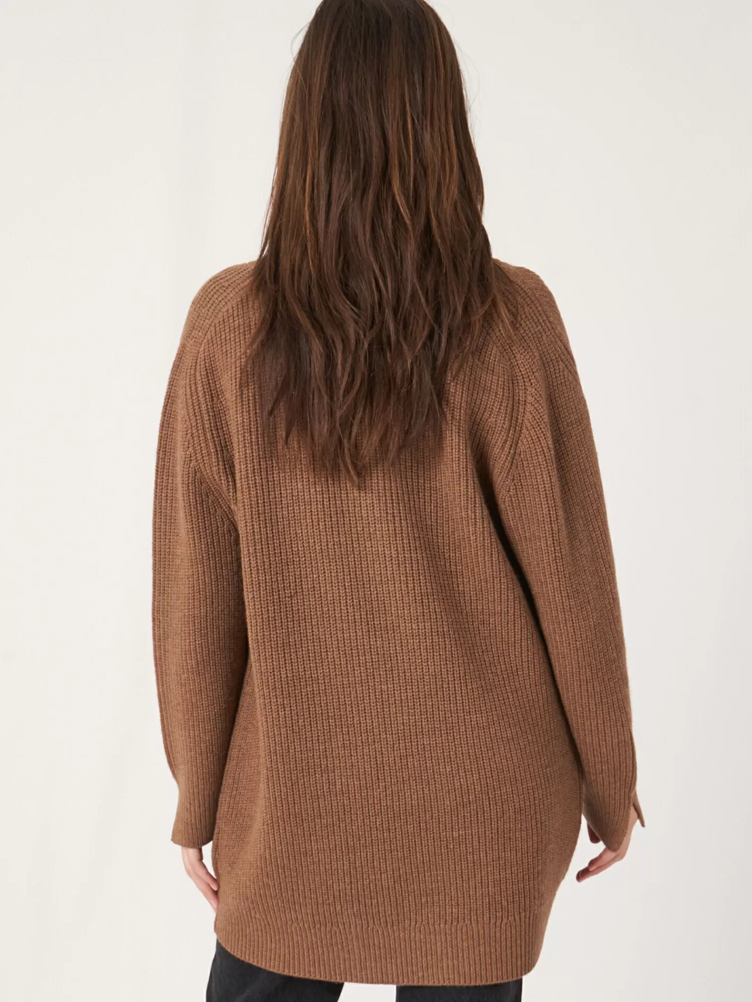 Gilet Femme en Laine Mérinos - Maille Épaisse avec Motif Côtes et Poches Fonctionnelles - Confort et Style pour Tenue Décontractée ou Élégante