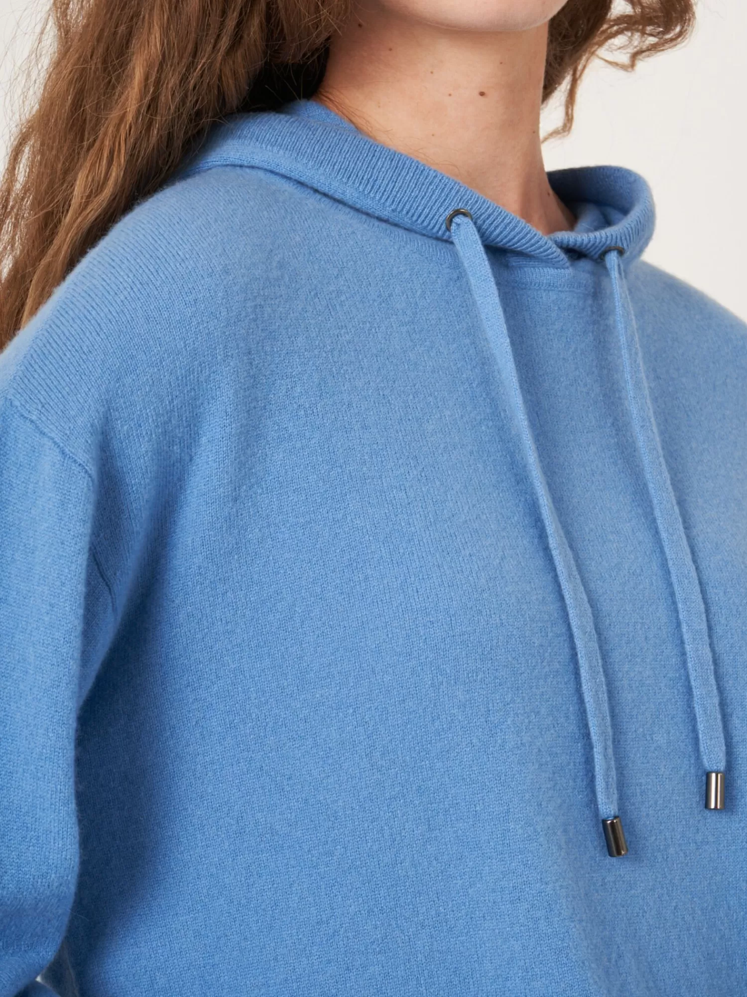 Doudoune capuche femme en cachemire bio - Confort douillet et style urbain