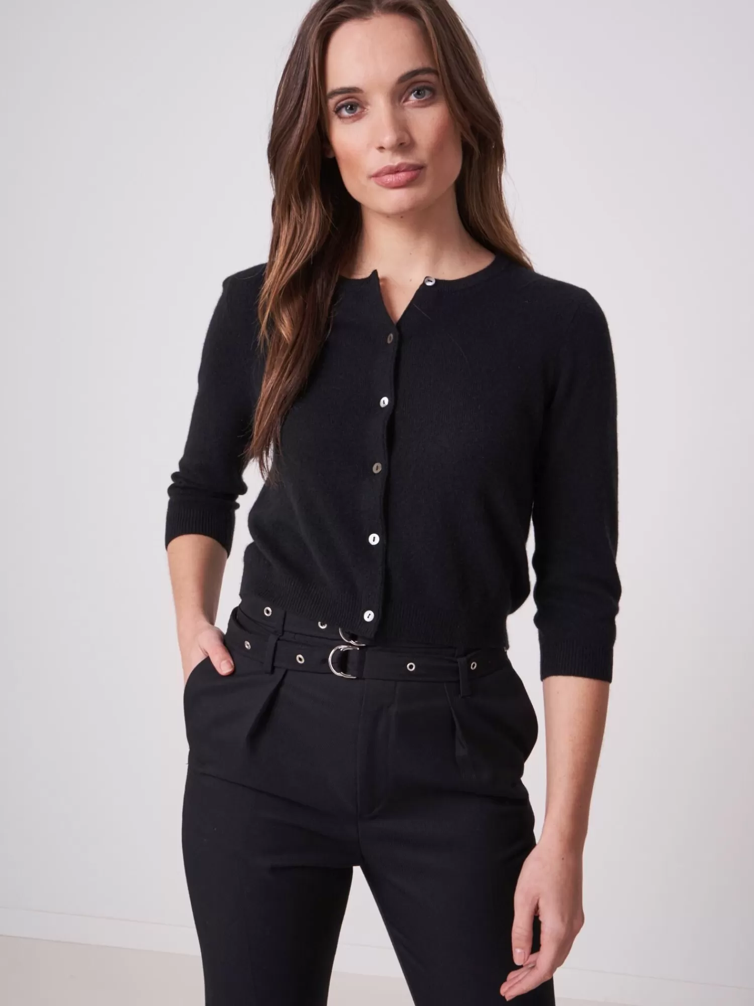 Cardigan Femme Court en Cachemire Biologique - Col Rond Décontracté, Matériau Écologique et Doux pour un Style Responsable