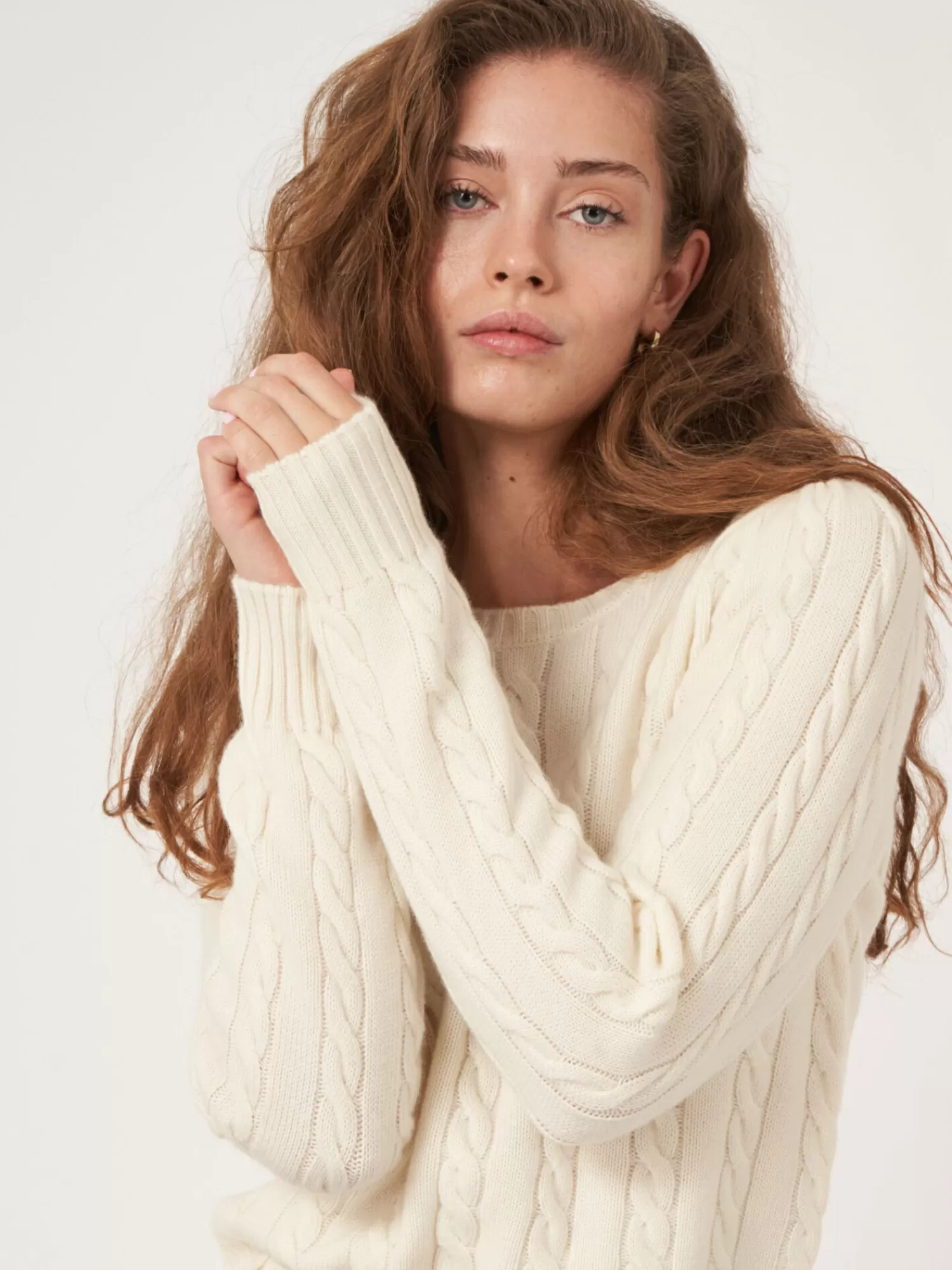 Pull féminin en mélange cachemire - Motif torsadé confortable pour automne-hiver 

Alternative douillette : 
