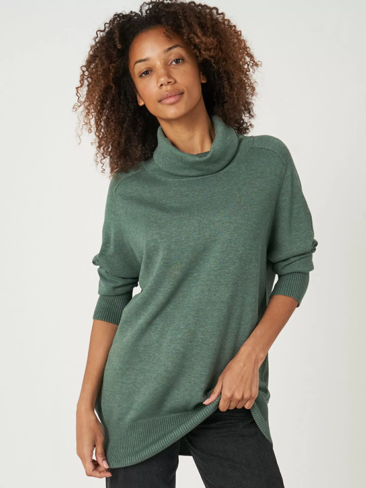 Doux pull col roulé pour femme - Tricotage délicat en promotion