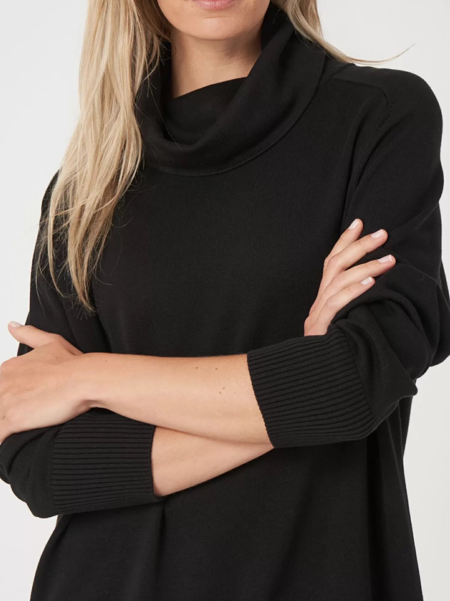 Col roulé féminin en maille douce - Pull longue taille élégant pour looks d'hiver