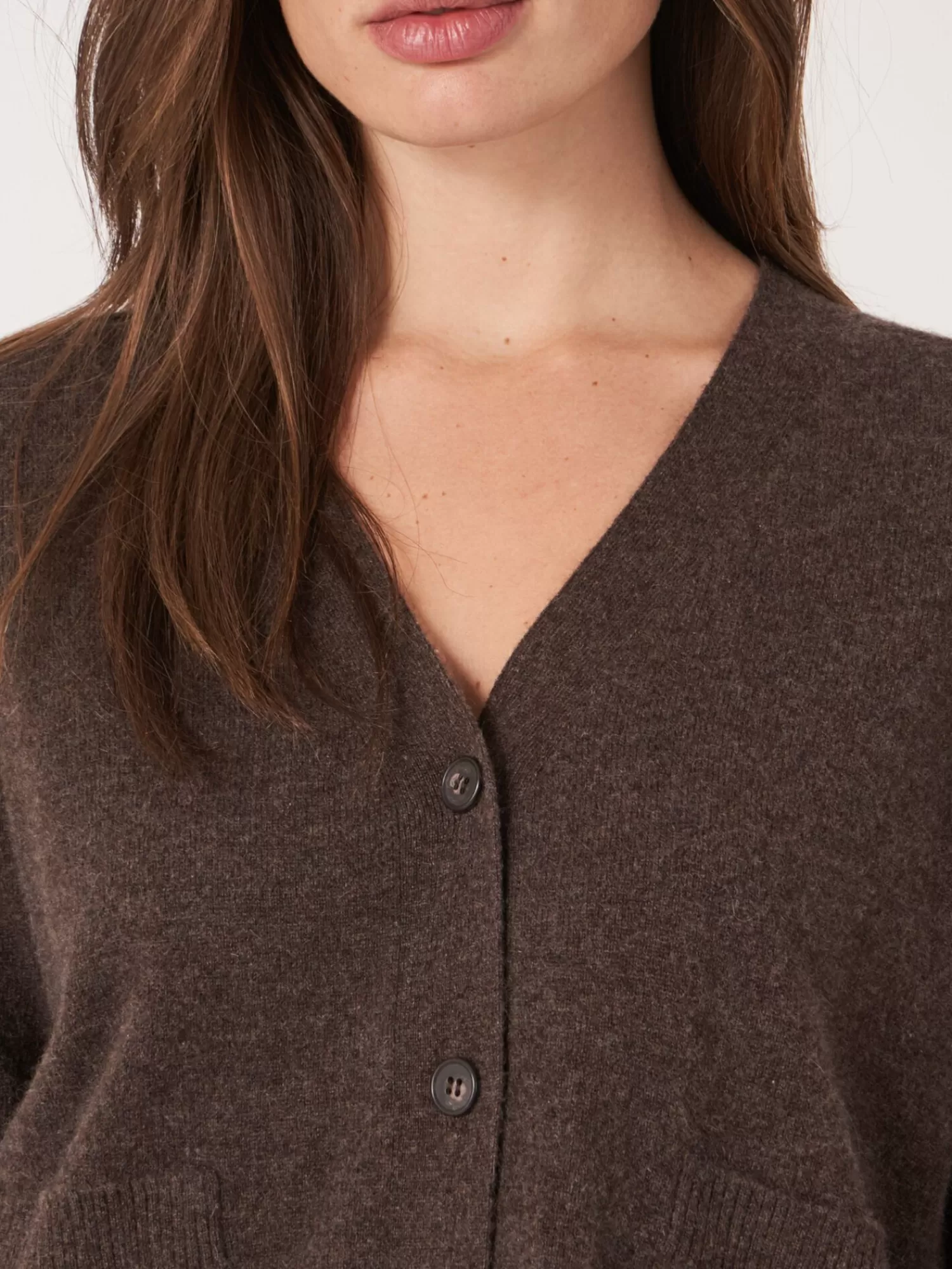 Gilet Femme en Cachemire Doux et Léger - Poches Pratiques pour un Style Décontracté Chic