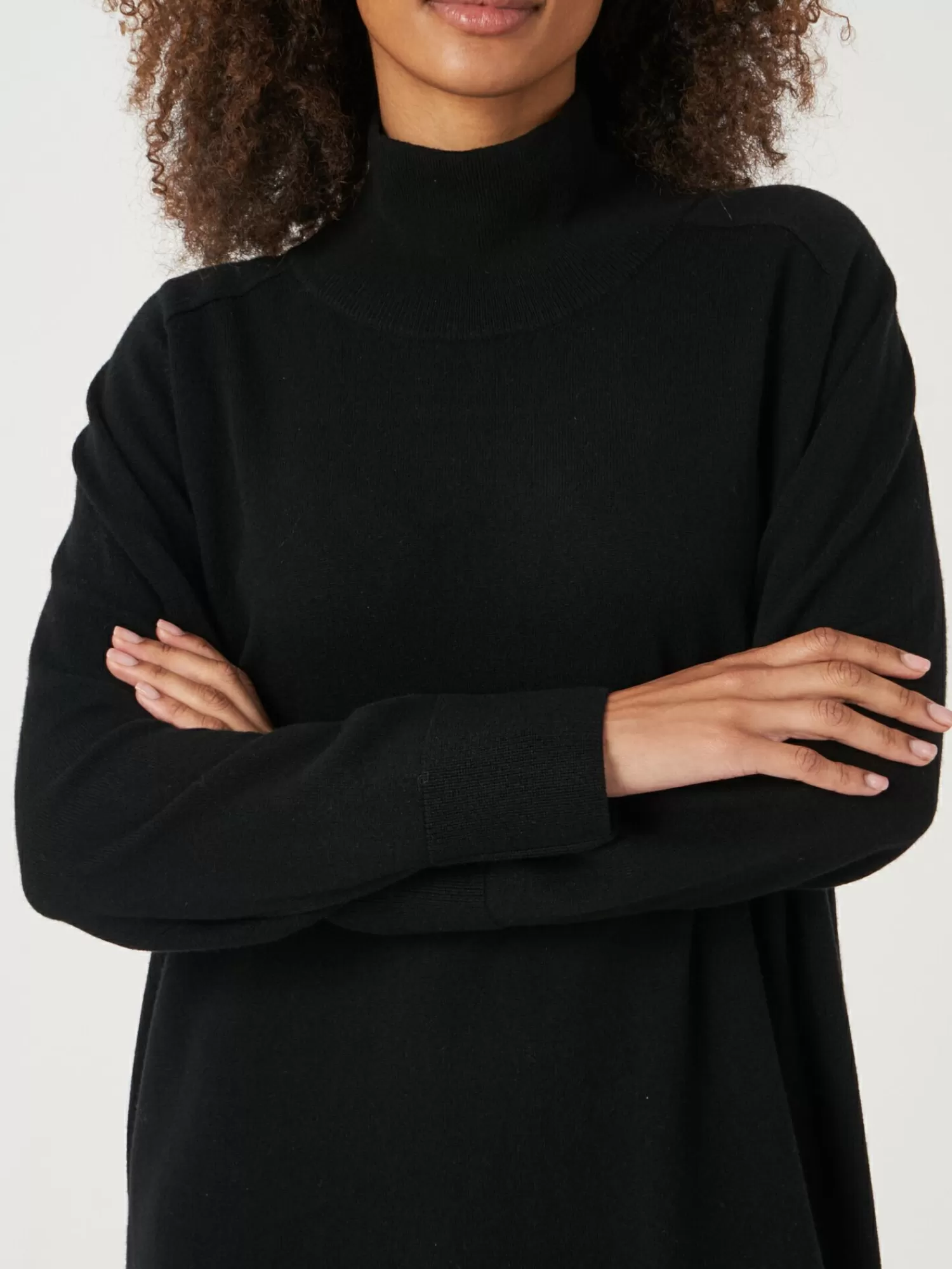 Élégante robe femme en cachemire tricoté - Coupe ample avec col montant côtélé - Modèle confortable et intemporel