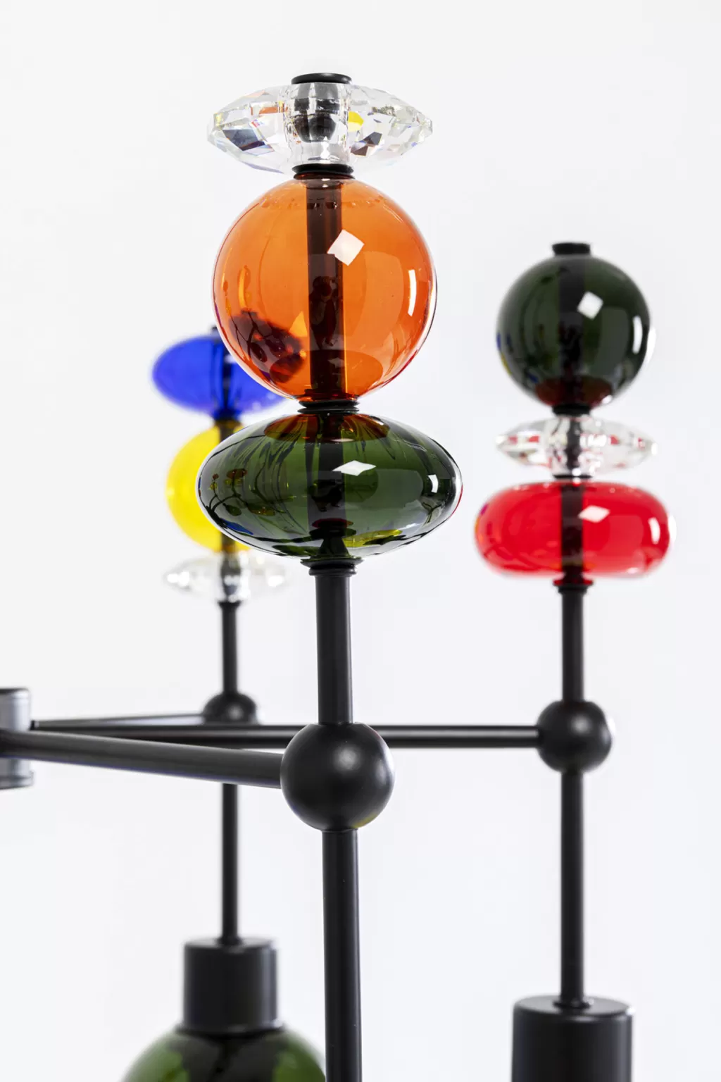 Lustre suspendu design KARE - Modèle Mazzo Sei, diamètre 61 cm pour salon contemporain