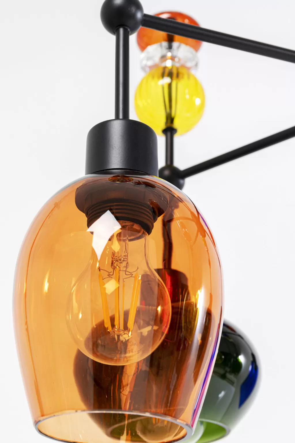 Lustre suspendu design KARE - Modèle Mazzo Sei, diamètre 61 cm pour salon contemporain