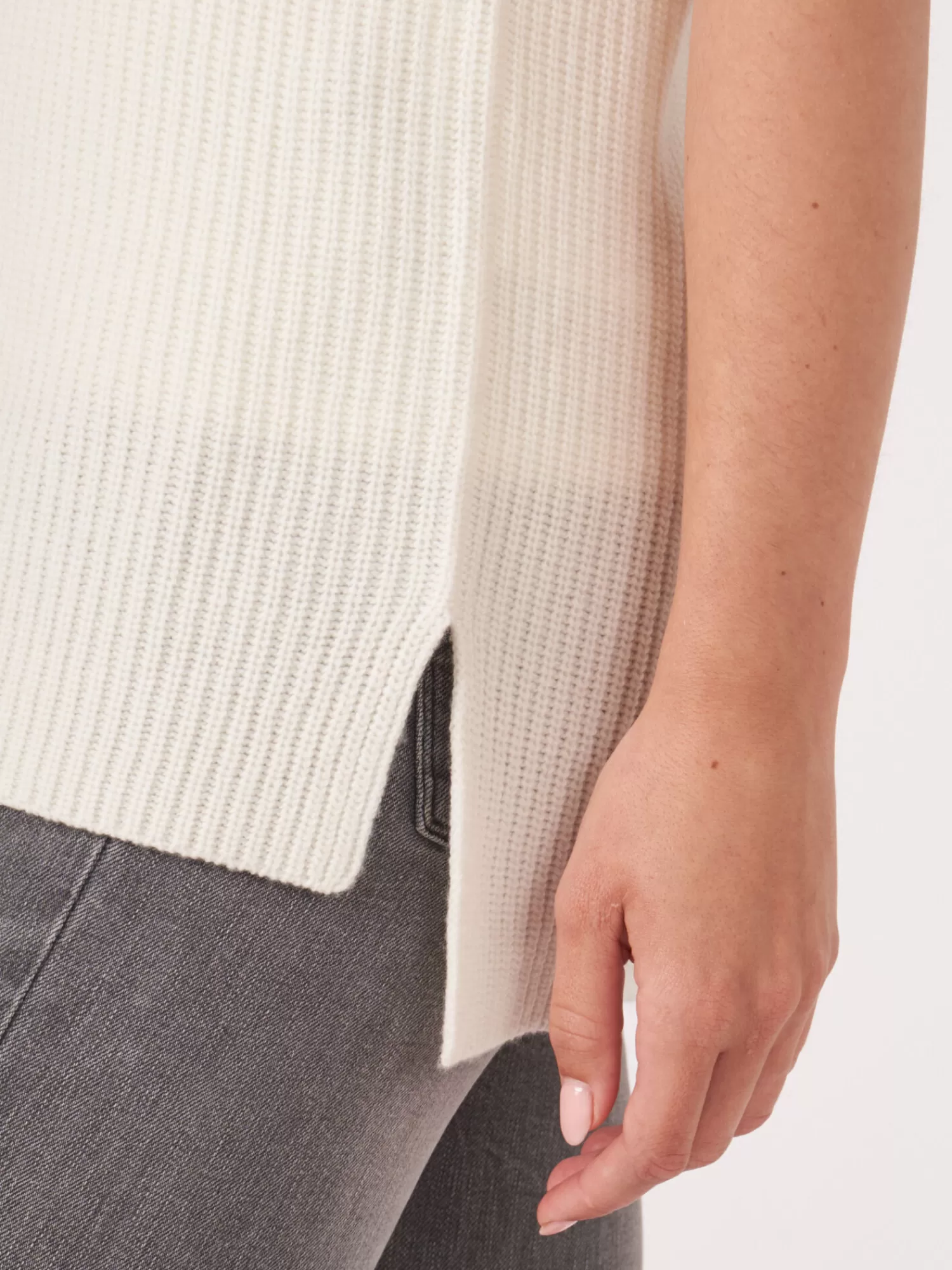 Élégant Débardeur Femme à Encolure V Plongeant - Pull d'Été sans Manches en Promotion