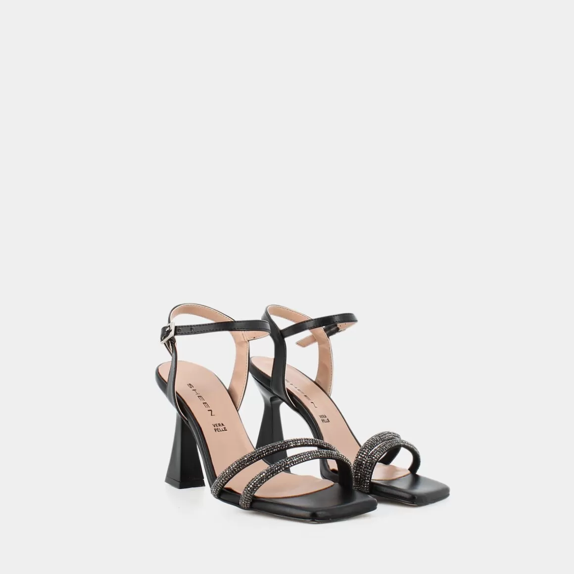 Découvrez les Sandales SHEEN OP-E23D02 en Cuir Souple - Noir Élégant pour Sorties Élégantes | Marque Premium | Chaussures Femmes 2024