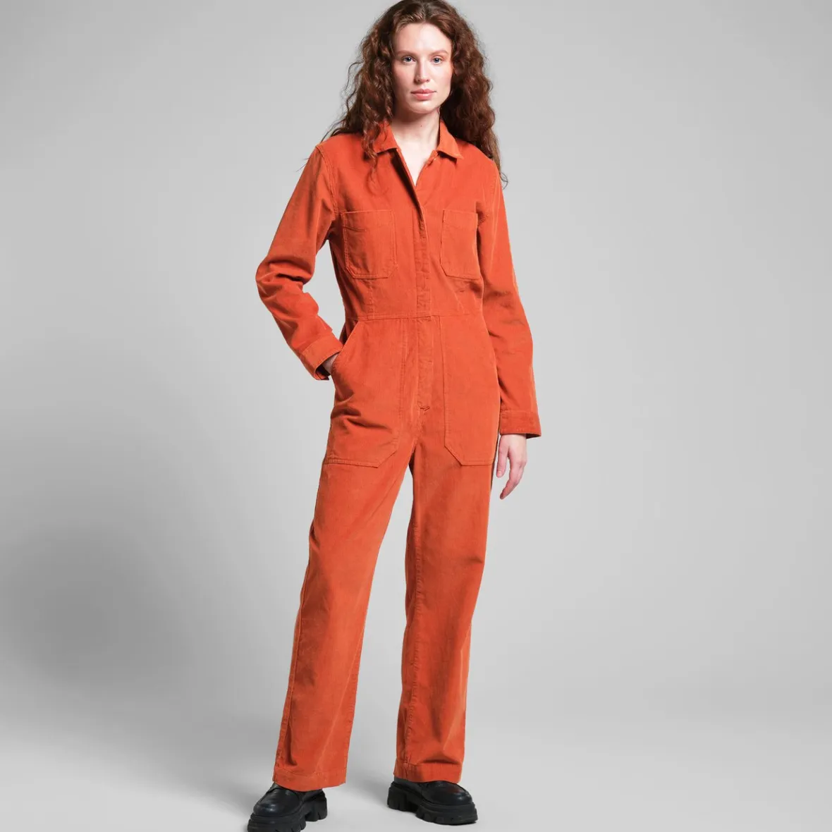 Combinaison Femme Docksta en Velours Côtelé Orange Cannelle - Élégance Confortable
