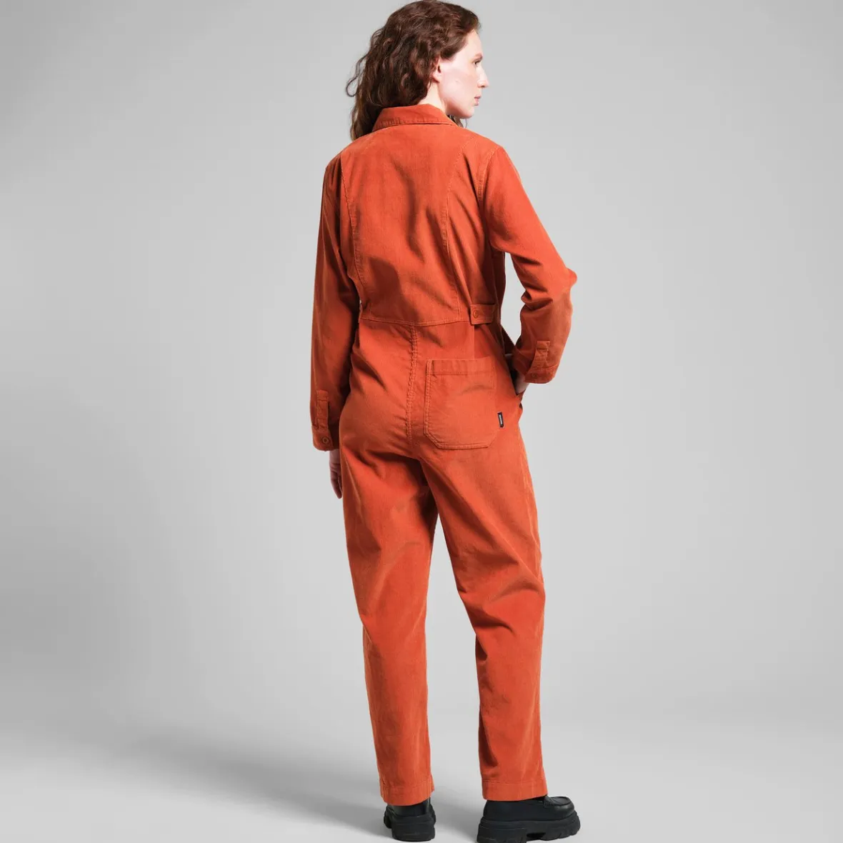 Combinaison Femme Docksta en Velours Côtelé Orange Cannelle - Élégance Confortable