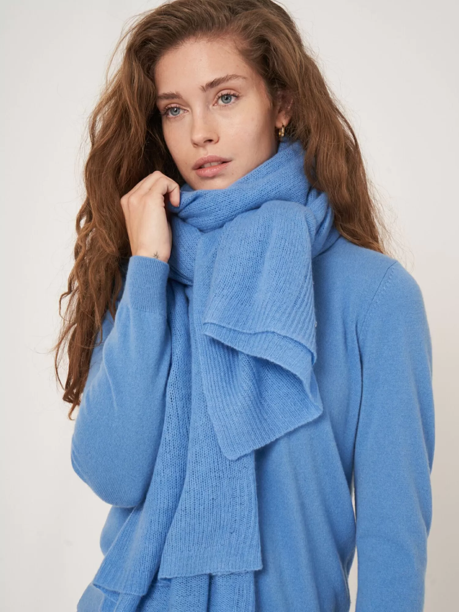 Écharpe Femme XXL en Laine avec Motif Côtelé - Modèle Confortable Déstockage Tendance
