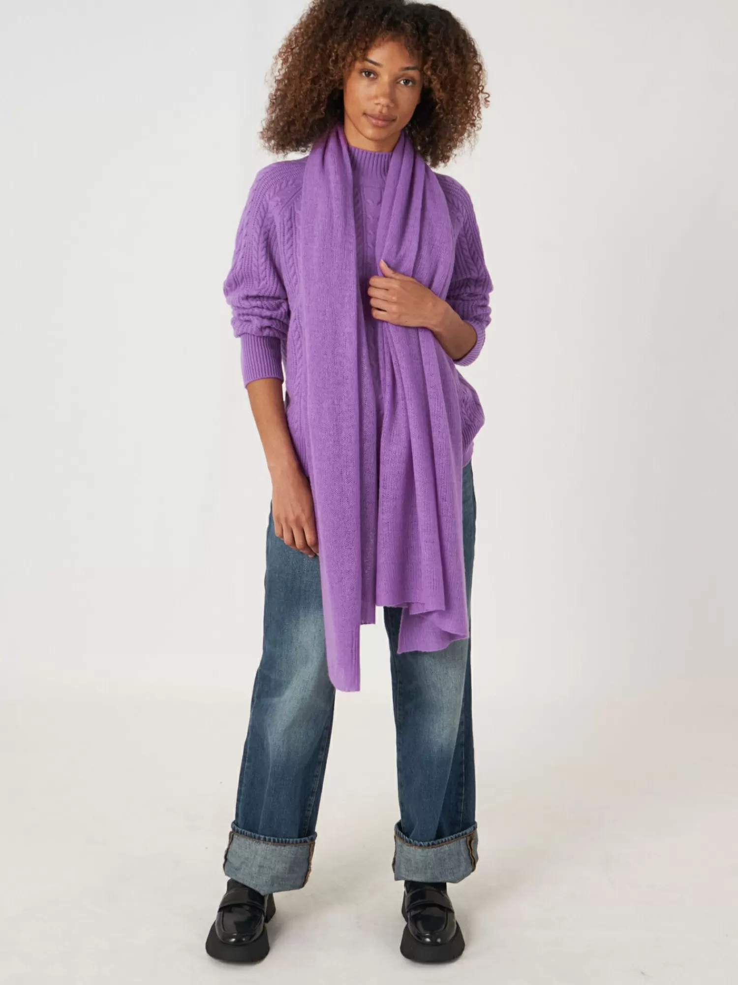 Écharpe Femme Oversize en Promotion - Motif Côtelé Élégant pour Tenue Hiver Chaud et Stylée
