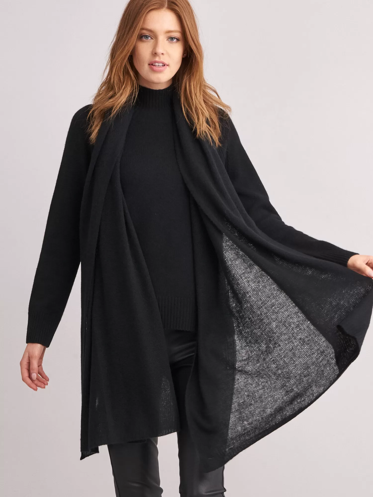 Écharpe Femme Géante en Laine Doux - Motifs Côtelés Élégants - Accessoire Tendance Hiver Confortable 

(：，()、()(/)，，。