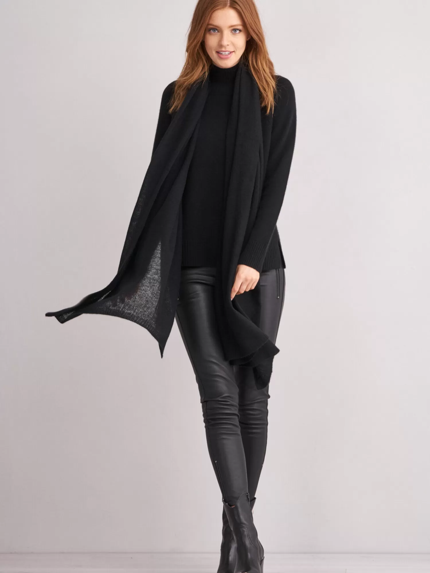Écharpe Femme Géante en Laine Doux - Motifs Côtelés Élégants - Accessoire Tendance Hiver Confortable 

(：，()、()(/)，，。