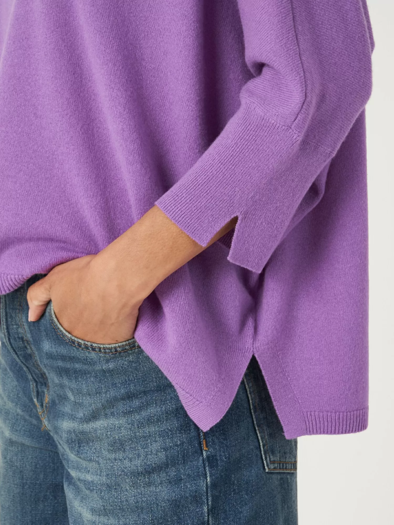 Pull Femme Large en Cachemire Bio - Modèle Oversized Écoresponsable en Promotion  

(Note : J'ai restructuré la sémantique tout en conservant les éléments clés, utilisé des synonymes naturels (