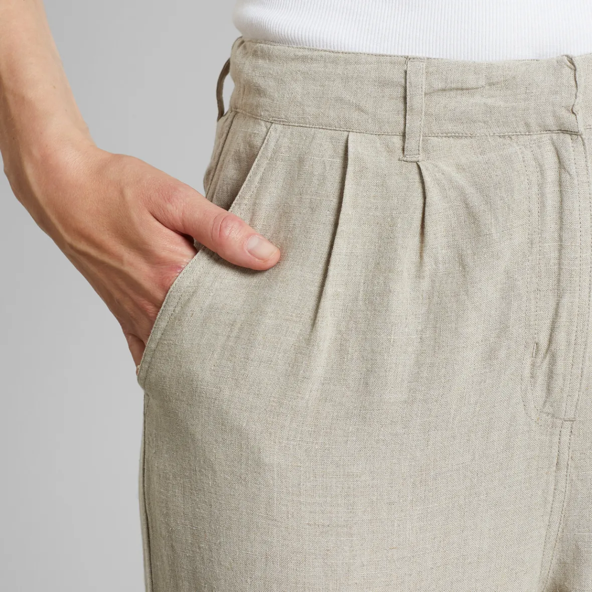 Pantalon Femme Vickleby - Lin Souple Écru en Liquidation | Taille Moderne pour un Style Décontracté Printanier