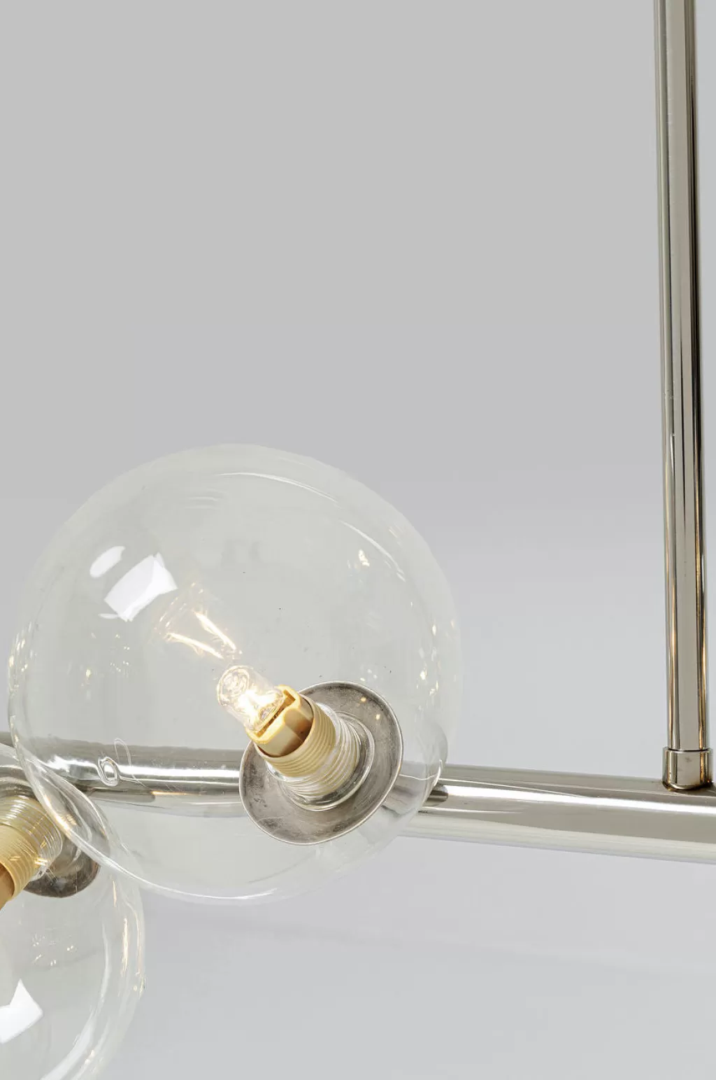 Lustre suspendu design KARE Scala – Sphères chromées élégantes, 155 cm, éclairage moderne pour intérieur contemporain