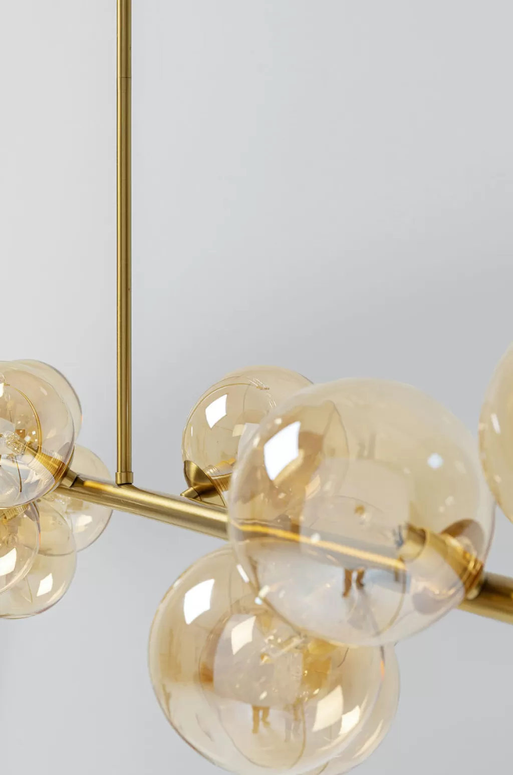 Lustre suspendu design Scala Balls - KARE Design en cuivre vieilli avec suspension réglable (1.55m) pour intérieur contemporain