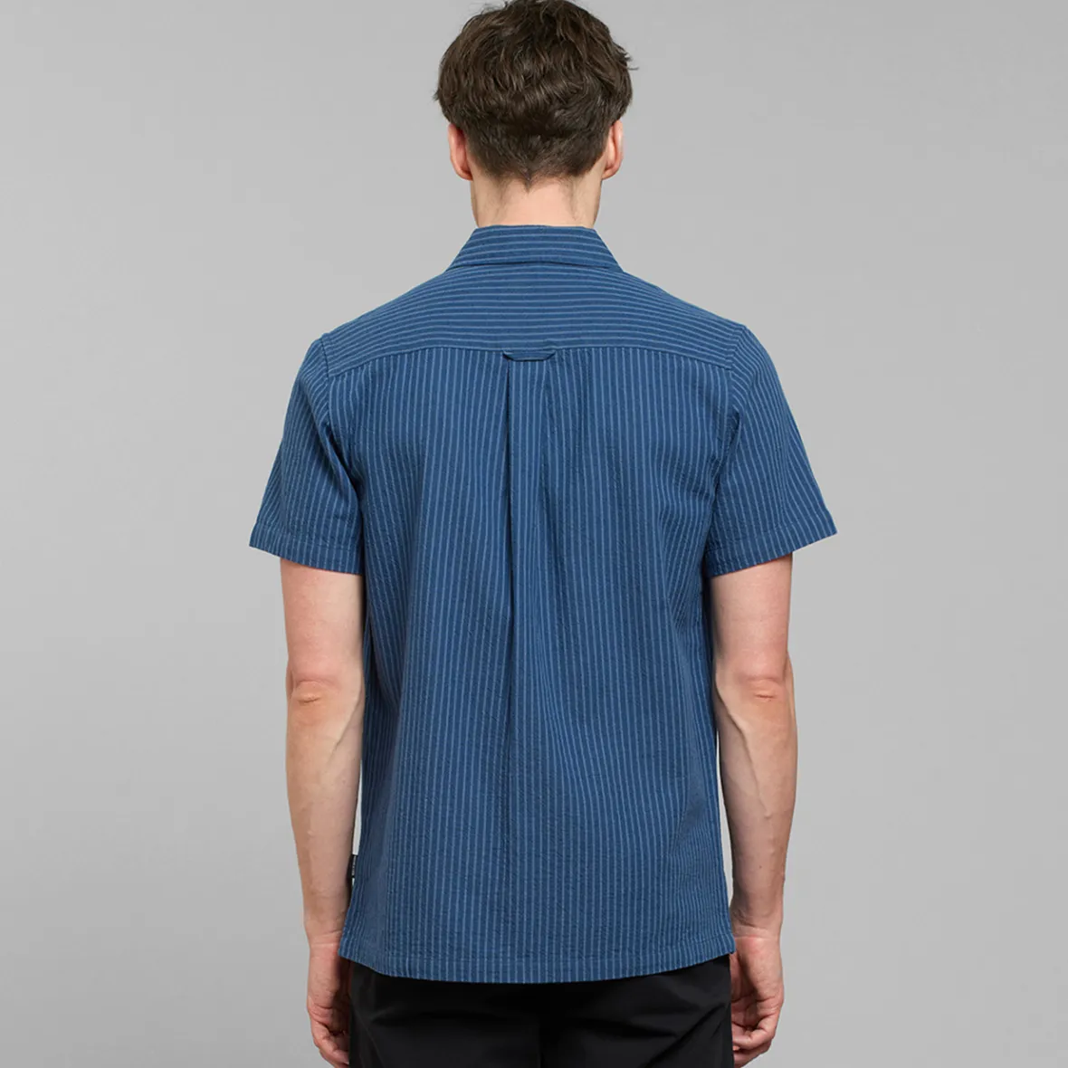 Chemise décontractée Brantevik - Rayures professionnelles en bleu marine foncé - Promotion exclusive
