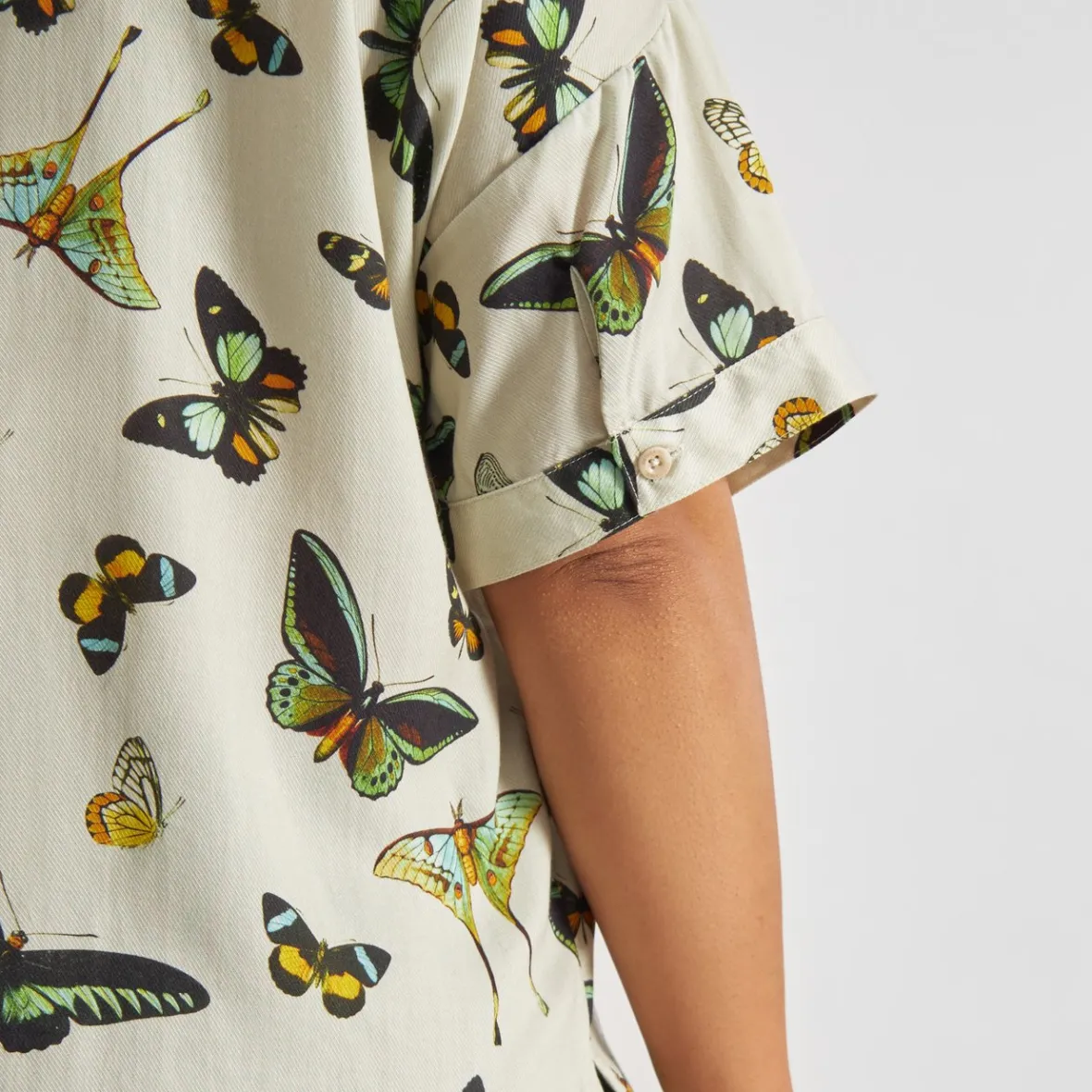 Chemise Femme Élégante Motif Papillon - Blanc Cèdre - Nouvelle Collection NiBé | Vente Flash Printemps