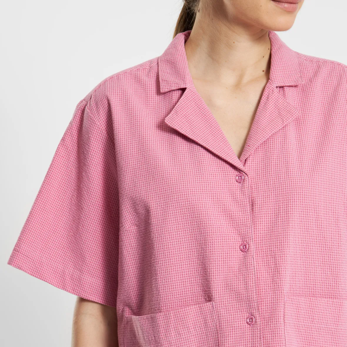 Découvrez la Chemise Femme Valje en Cachemire Rose - Élégance Confortable en Promotion Exclusive