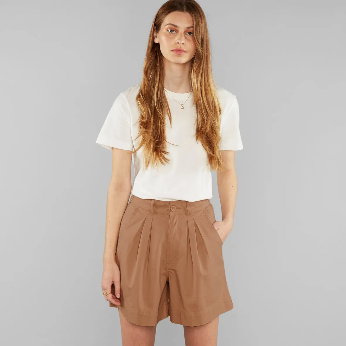 Bermudas femme Grundsund en brun bois - Confort et style en promotion en ligne
