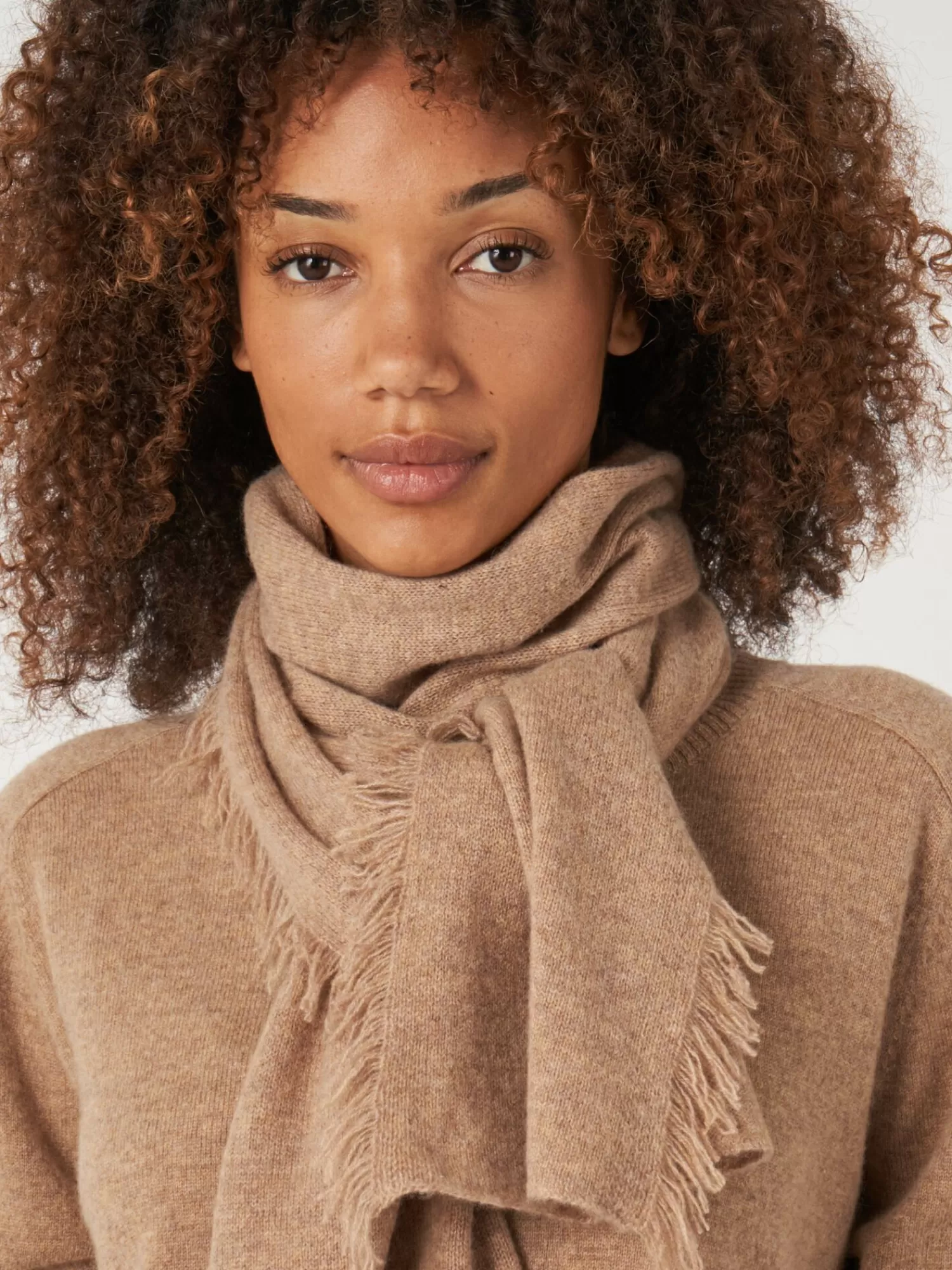 Écharpe Femme en Cachemire Certifié Bio - Franges Bohèmes pour Élégance Hivernale