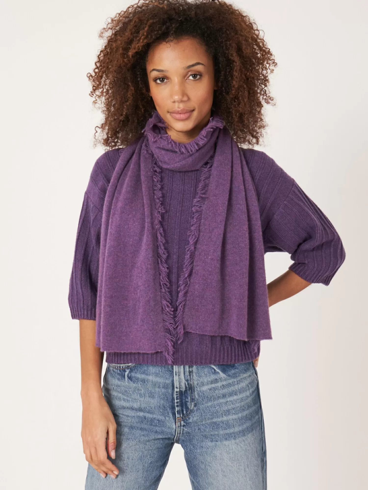 Écharpe Délicate en Cachemire Biologique à Franges - Accessoire Tendance pour Femme, Confort Ultime