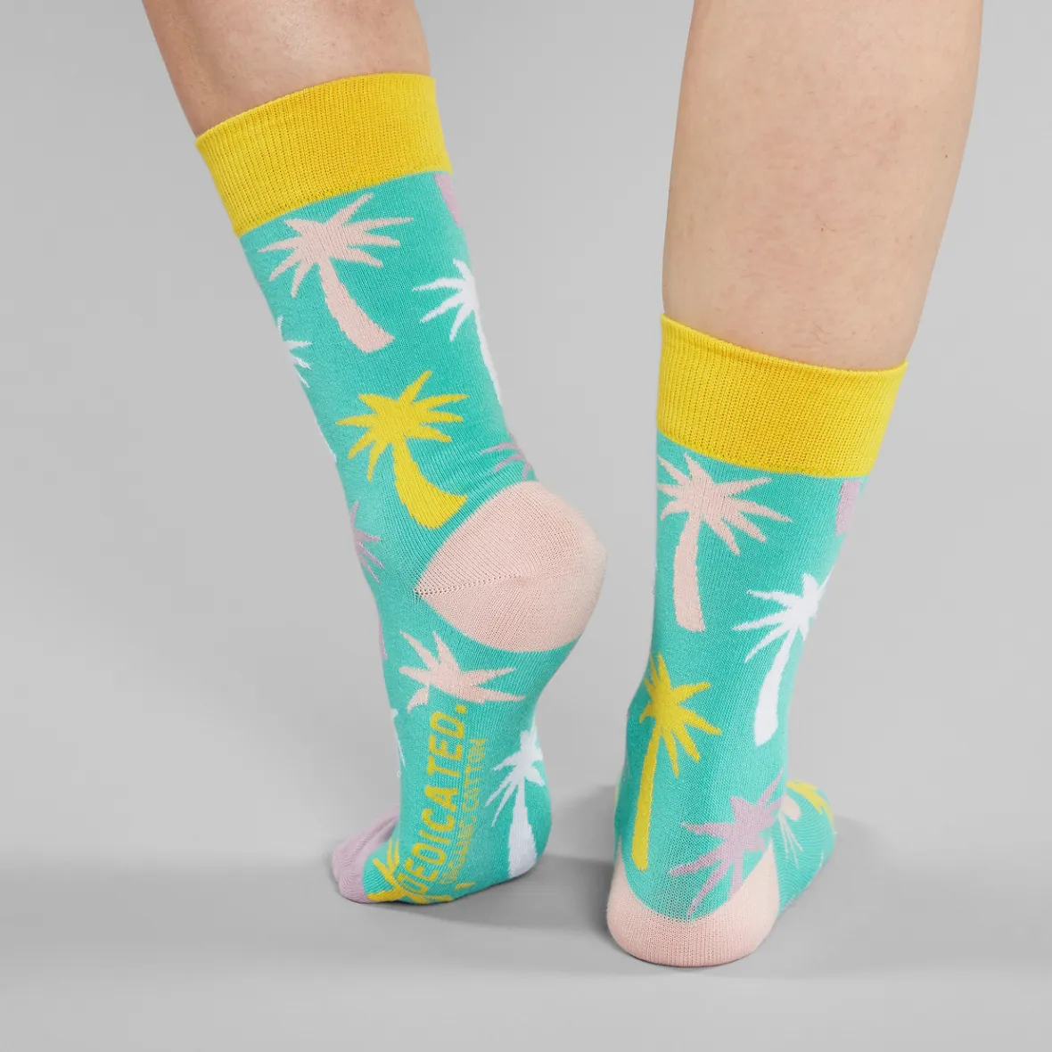 Chaussettes Femme Confortables Vert Anis - Motif Palmier Tropical Élégant | Sigtuna - Idées Cadeaux Économiques