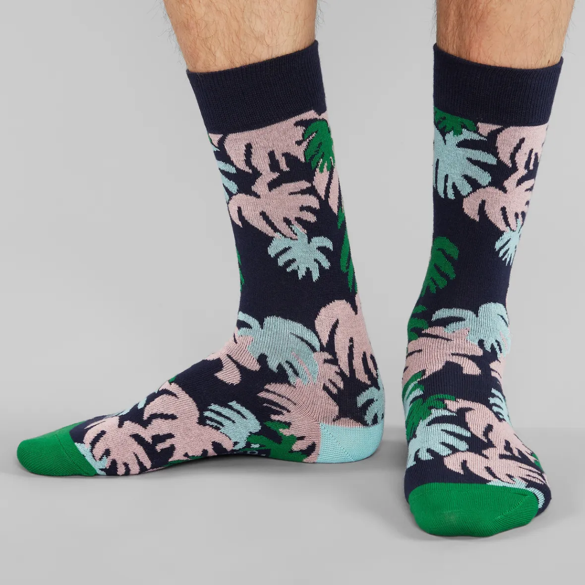 Chaussettes Femme Élégantes - Motif Monstera Marine en Promotion | Marque Sigtuna