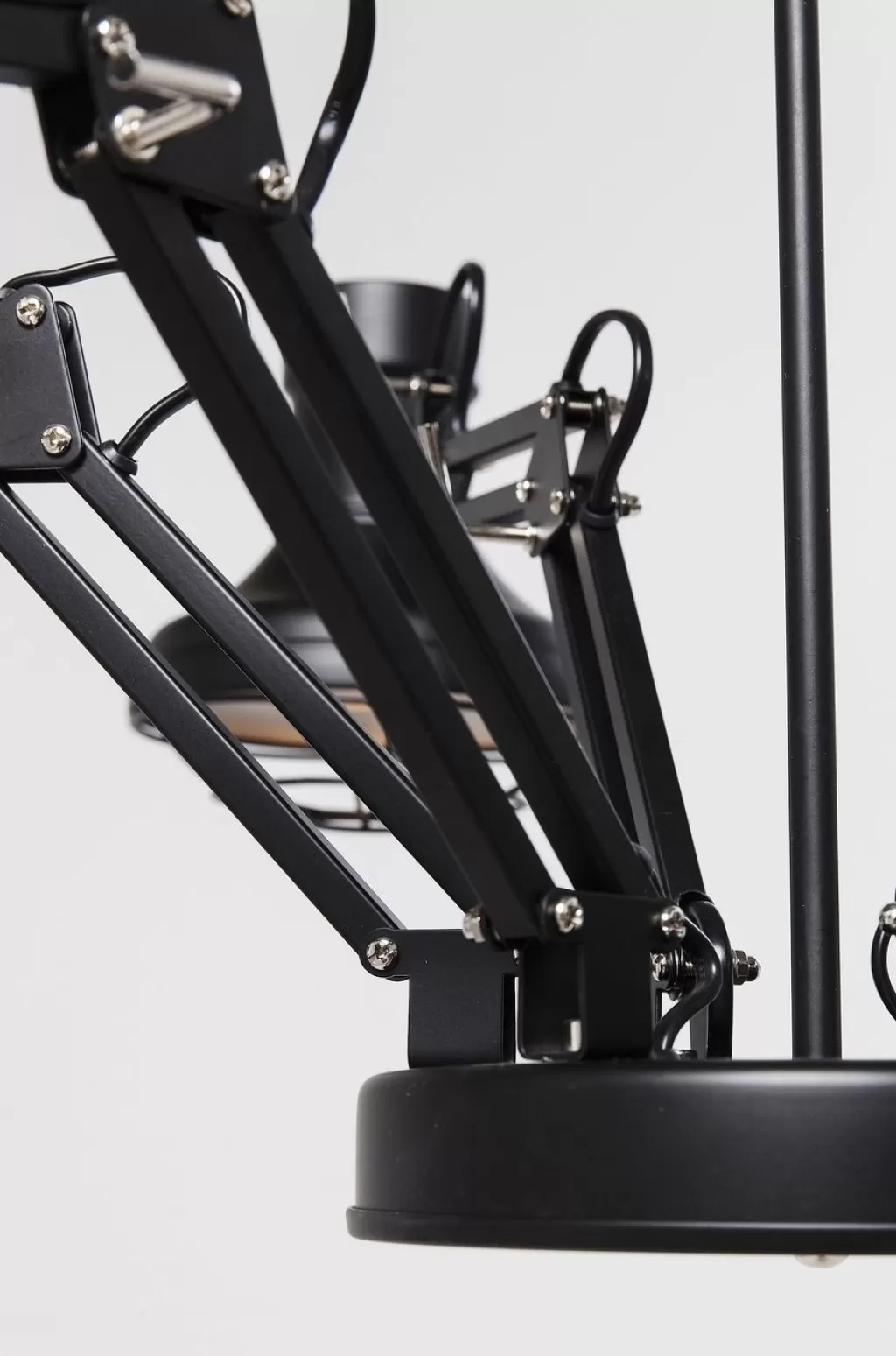 Lustre design Araignée modulable avec 6 lampes - Création KARE