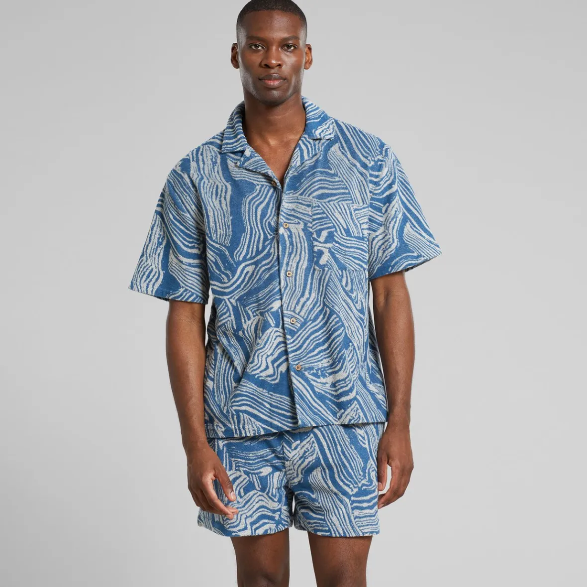 Élégant short Essingen en tissu éponge - Bleu tourbillon minéral en promotion exclusive