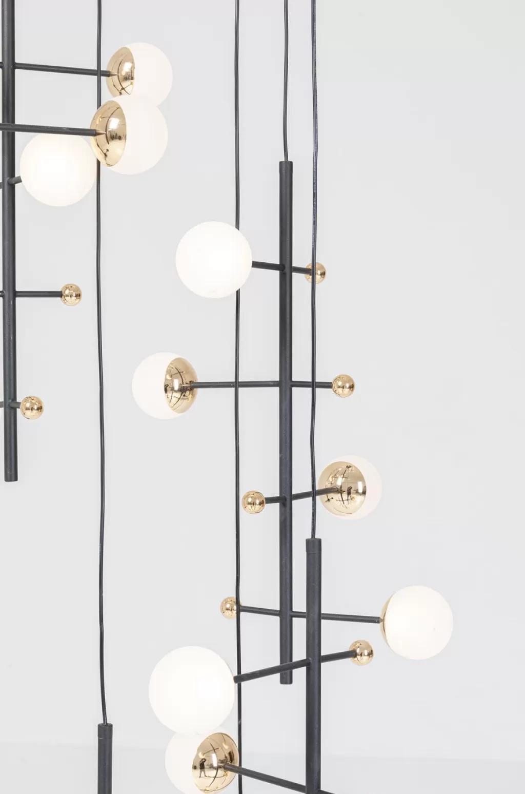 Luminaire Suspendu Design Trapèze KARE Design - Suspension Élégante Longueur 280 cm - Éclairage Moderne pour Salon et Salle à Manger