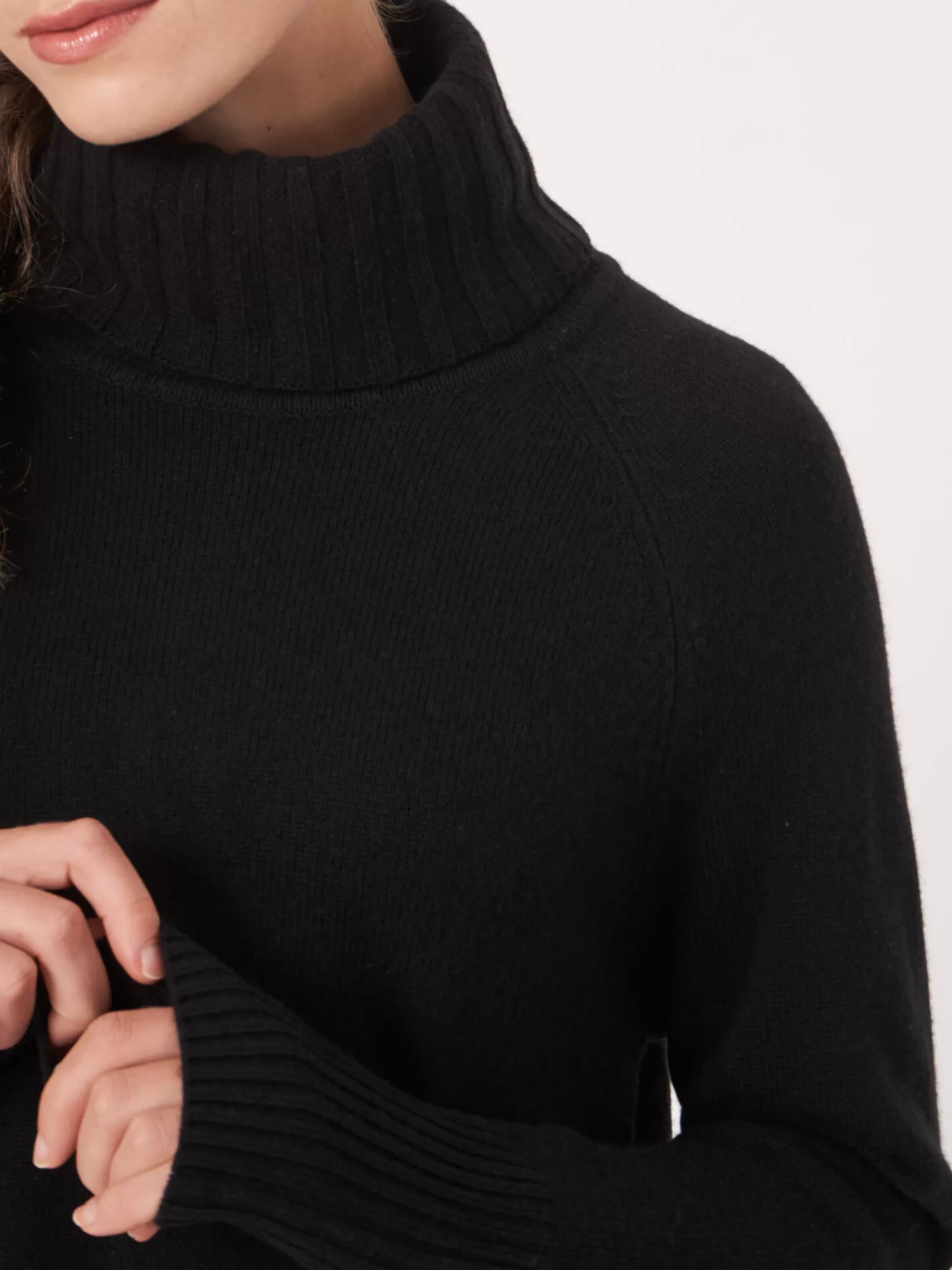 Pull Femme Décontracté à Col Roulé Large en Côtes - Léger et Confortable