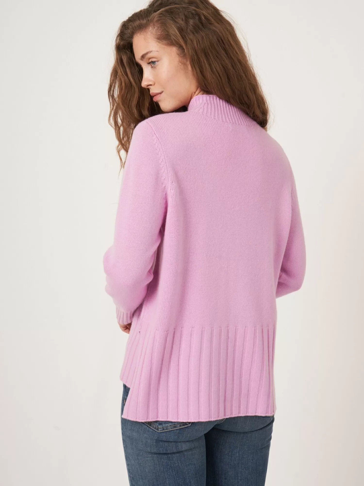 Pull Femme Élégant Col Montant - Motif Torsadé Tendresse Hiver - Style Décontracté à la Mode