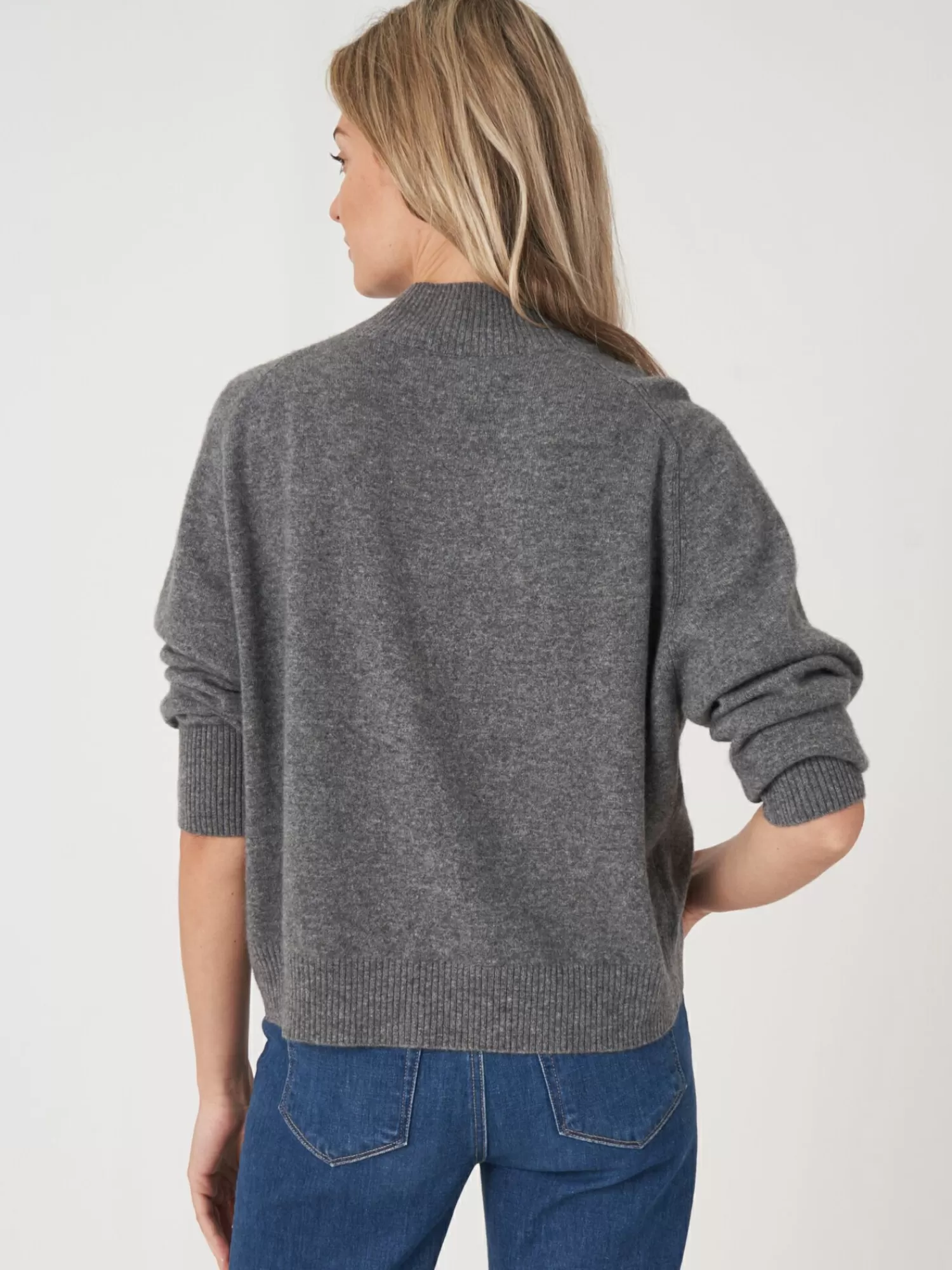 Pull Femme Élégant à Col Montant et Manches Raglan - Prix Abordable