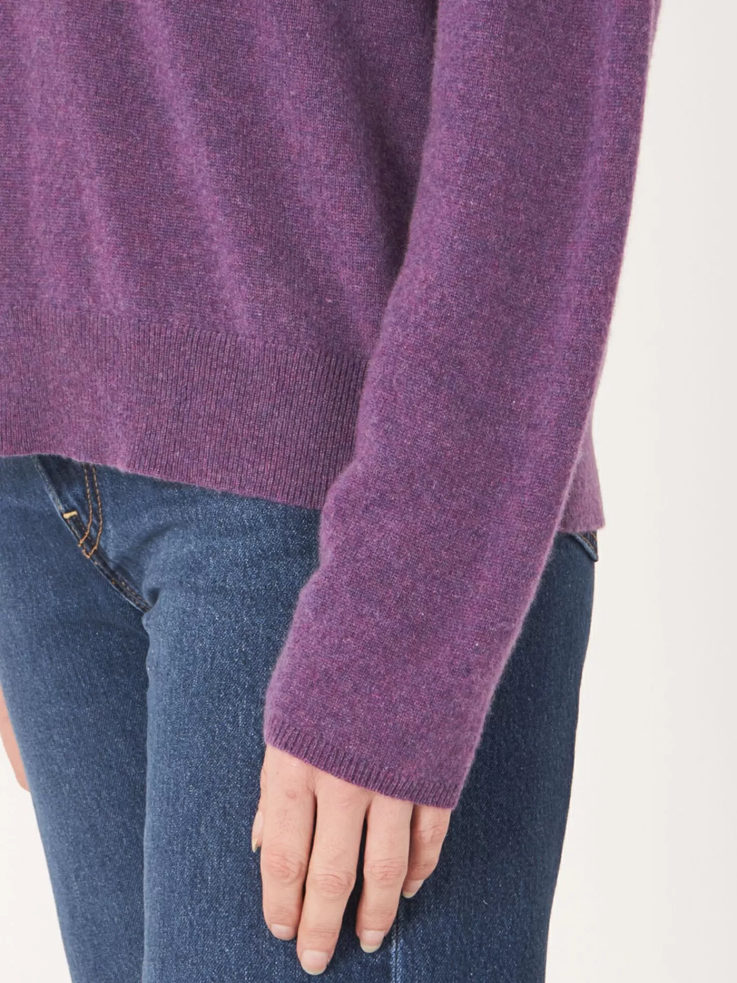 Pull Femme en Cachemire Bio – Col Montant Doux | Promotion Éclair & Édition Limitée  

(Note : Structure modifiée avec synonymes, ajout d'émotion via 