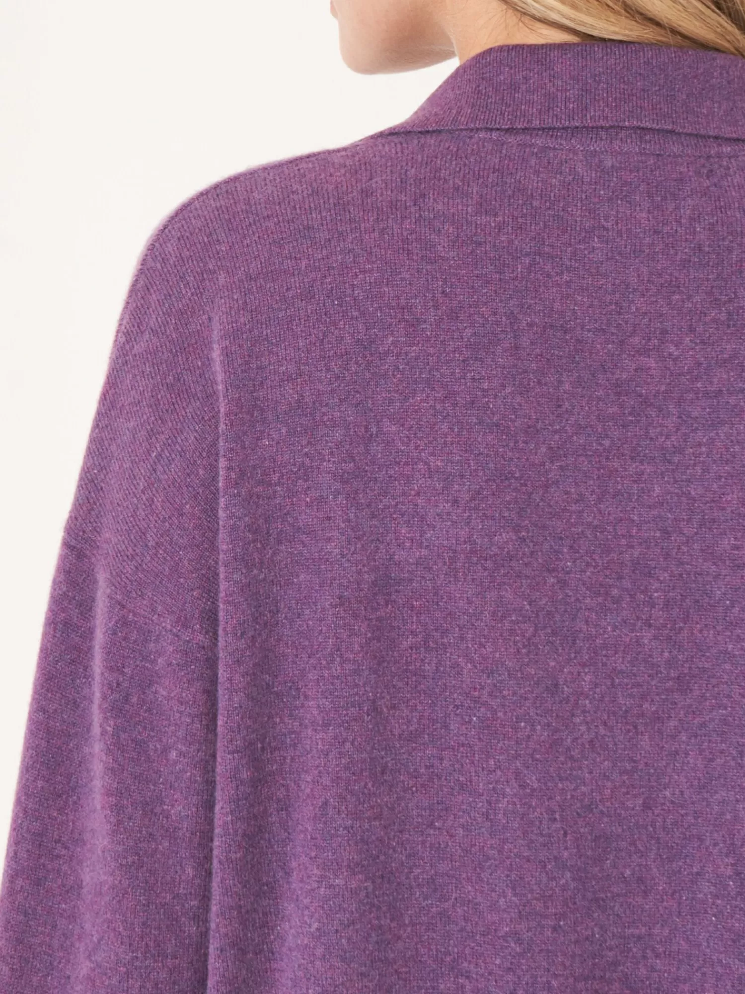 Pull Femme en Cachemire Bio – Col Montant Doux | Promotion Éclair & Édition Limitée  

(Note : Structure modifiée avec synonymes, ajout d'émotion via 