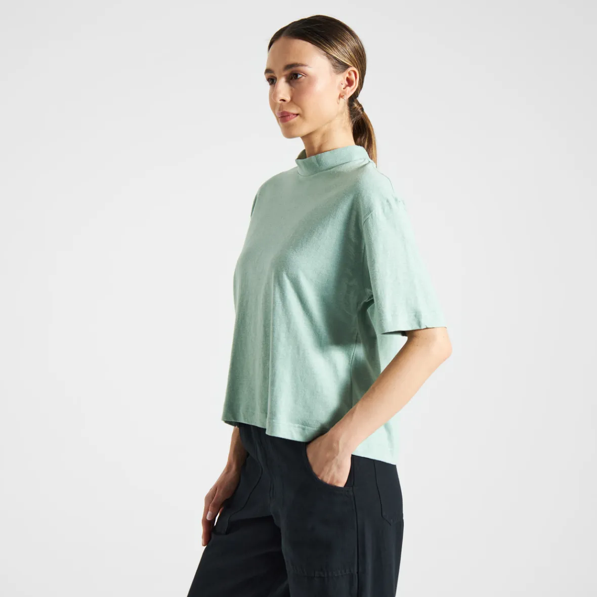 T-shirt Femme Floda Vert Granite - Élégance Urbaine en Édition Limitée