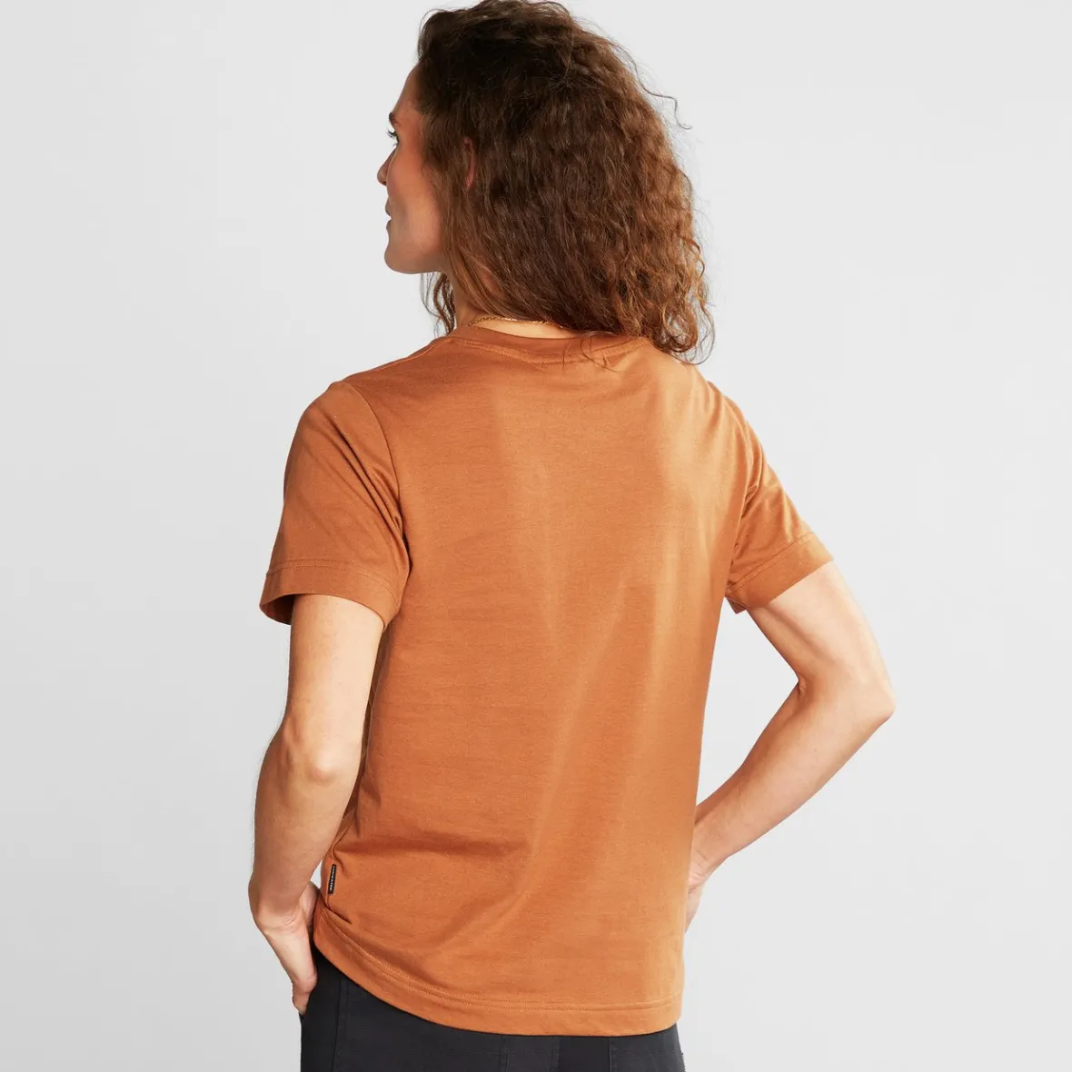 Mysen Base - T-shirt Femme Brun Cuir Brut - Édition Limitée en Soldes Exclusives | Dernières pièces en stock avec % de réduction