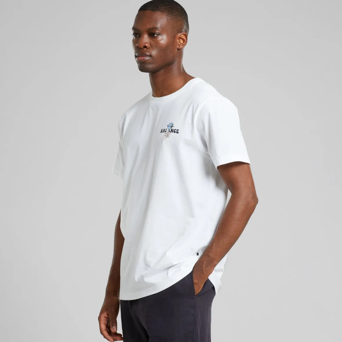 T-shirt Unisexe Confortable Blanc Pur – Collection Stockholm Balance en Promotion Exclusive