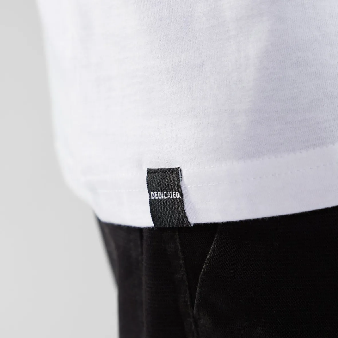 T-shirt Femme Élégant Blanc Cassé - Style Stockholm Minimaliste - Collection Destockage Exclusif