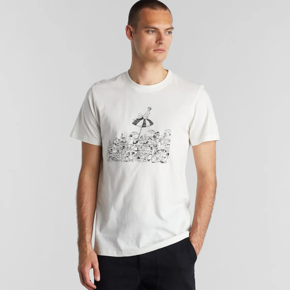 T-shirt Stockholm – Style Plage Décontracté en Blanc Cassé | Édition Limitée Été avec Détails Contrastés - Déstockage Exclusif + Offert avec Pochette Cadeau
