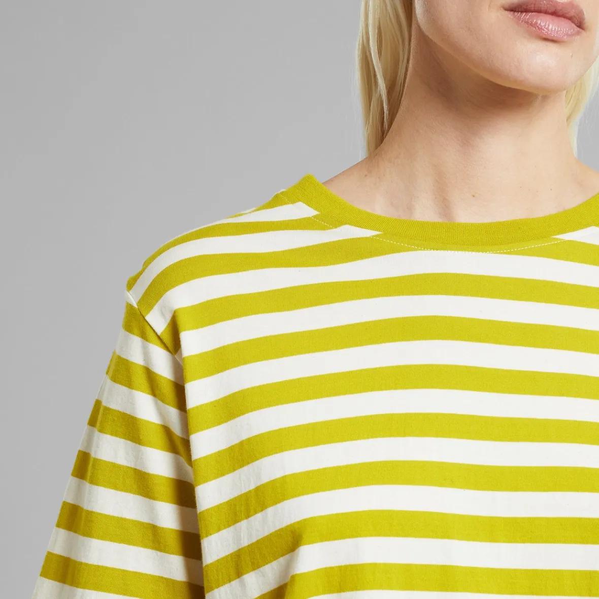 Dernière Chance ! Chemisier Femme Vadstena – Rayures Élégantes en Jaune Citron – Style décontracté