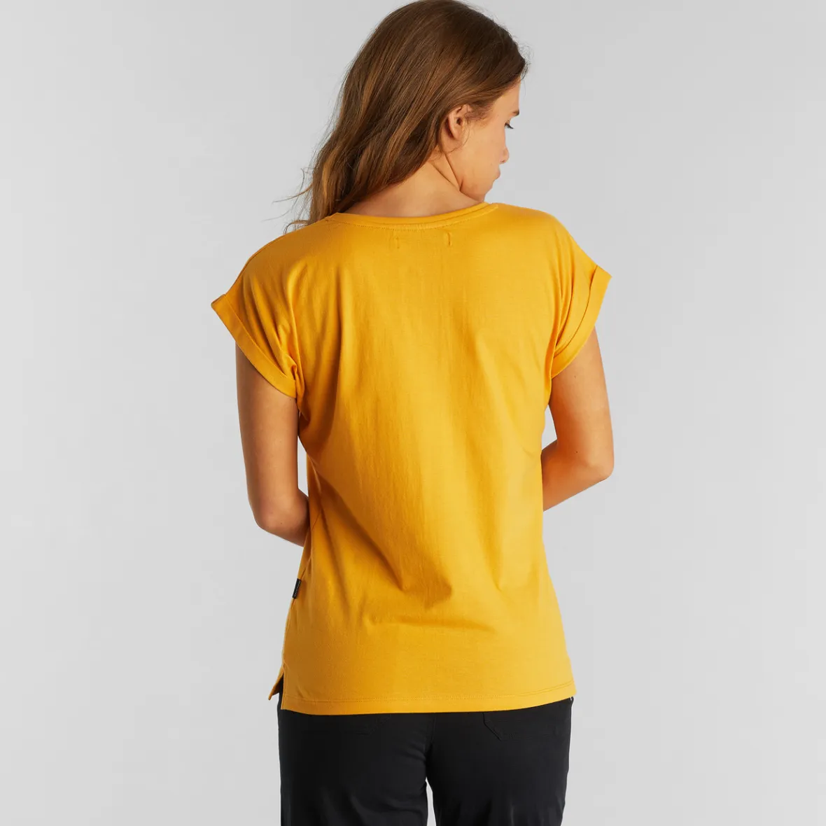 Tee Femme Visby - Nuance Miel Élégant | Promotion Exclusive en Ligne