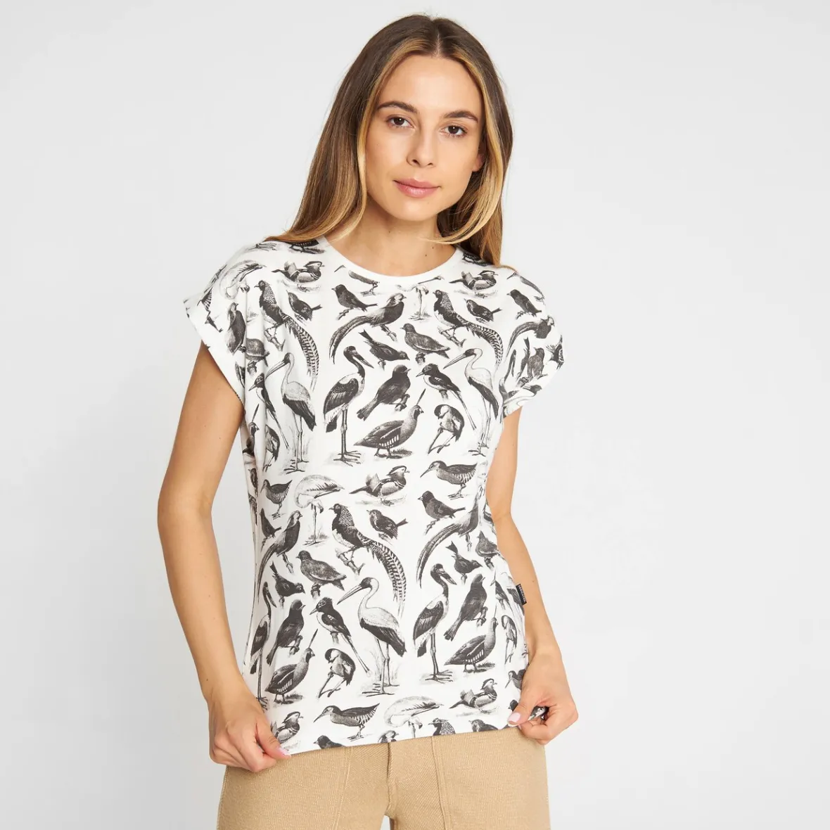 Tee Femme Décontracté Motif Oiseaux Noirs Visby - Style Urbain Élégant