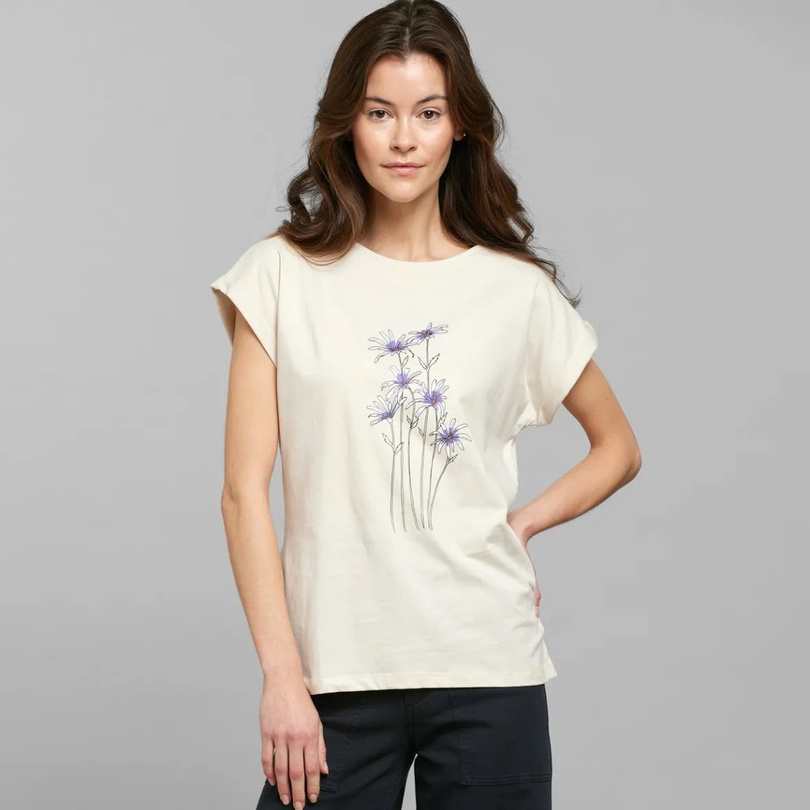 T-shirt féminin à motifs Visby Daisies - Blanc ivoire en promotion exclusive